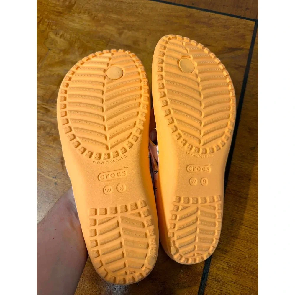 Crocs Kadee II Flip Flops Womens 9 Orange Citrus Fruit Print Sandals 202492